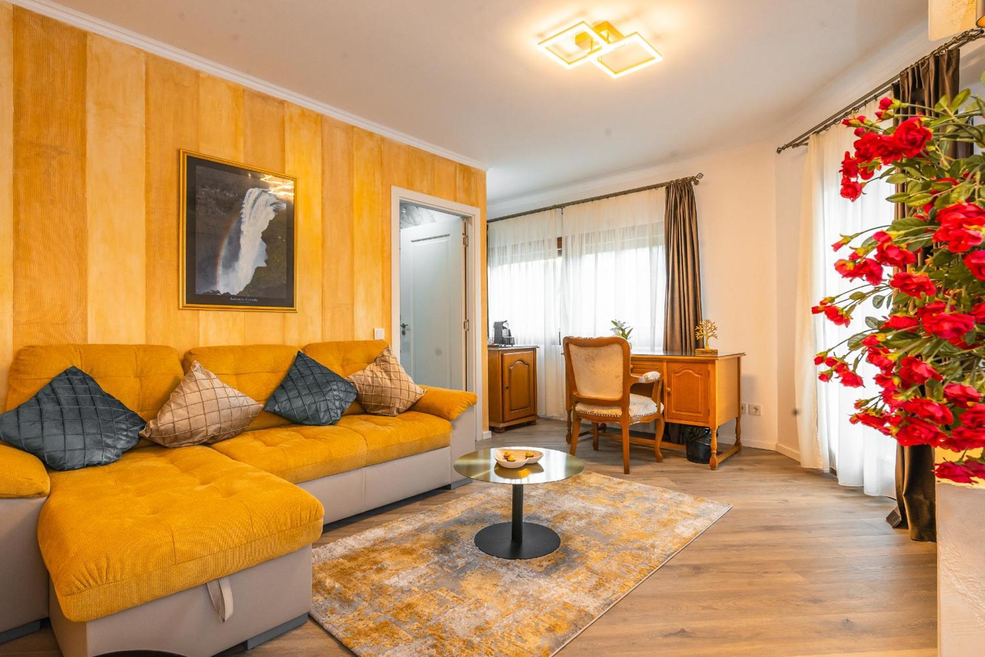 Hotel Korona Сігішоара Екстер'єр фото