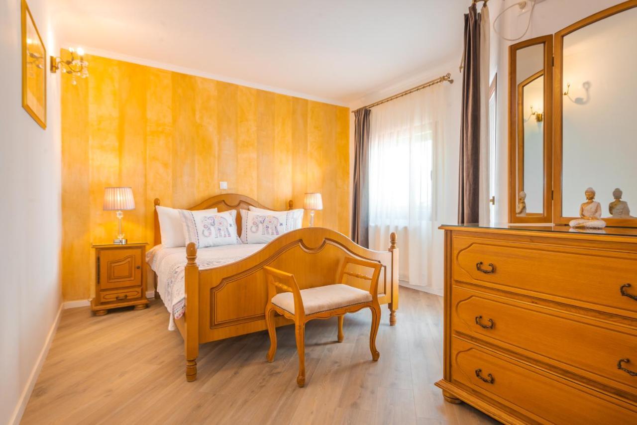 Hotel Korona Сігішоара Екстер'єр фото